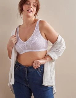 Blancheporte Soutien-gorge Emboîtant Dentelle Florale - Sans Armatures 10 Blancheporte Soutien-gorge Emboîtant Dentelle Florale - Sans Armatures -Blancheport en ligne 701031 C01 zoomx vue4