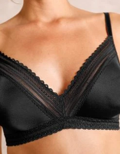 Confidence Lingerie Soutien-gorge Invisible Forme Triangle Bonnets Moulés Albury - Sans Armatures 5 Confidence Lingerie Soutien-gorge Invisible Forme Triangle Bonnets Moulés Albury - Sans Armatures -Blancheport en ligne 701693 C00 zoomx vue6
