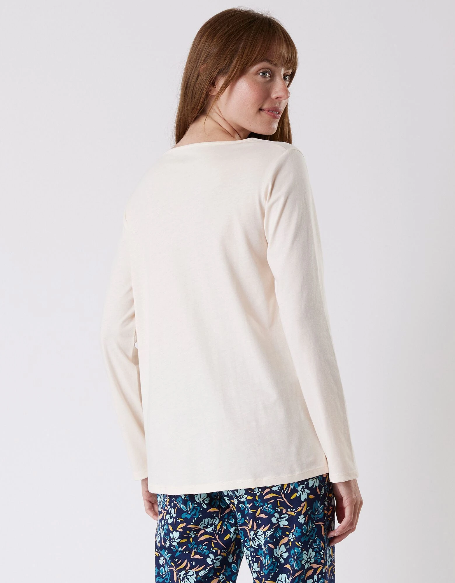 Tee-shirt pyjama manches longues imprimé placé "jardin secret" Blancheporte Tee-shirt Pyjama Manches Longues Imprimé Placé "jardin Secret" -Blancheport en ligne