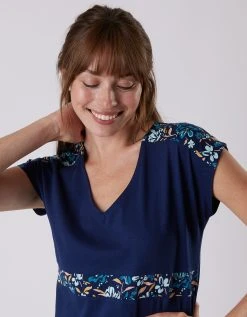 Blancheporte Chemise De Nuit Manches Courtes Imprimé Placé "jardin Secret" -Blancheport en ligne 703087 C01 zoomx vue5