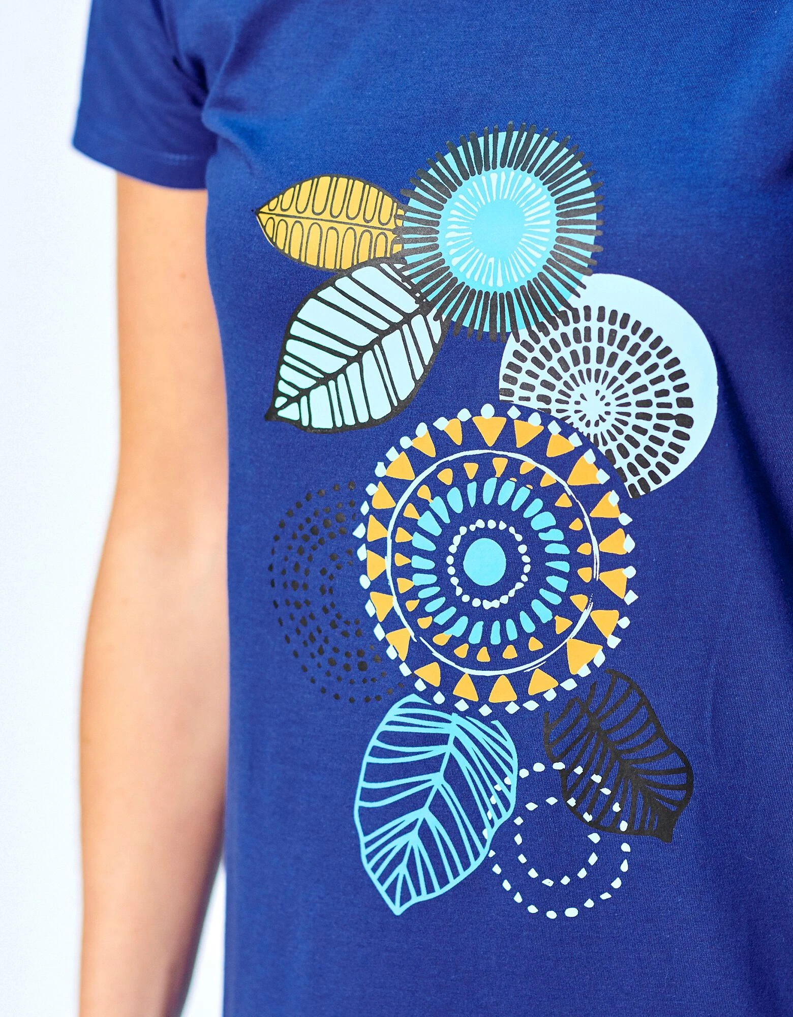 Chemise de nuit courte manches courtes motif "rosaces" Blancheporte Chemise De Nuit Courte Manches Courtes Motif "rosaces" -Blancheport en ligne