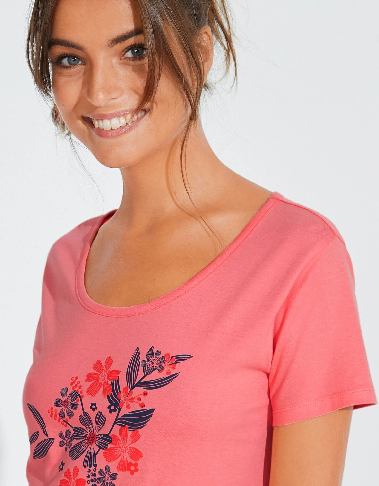 Chemise de nuit courte imprimé fleurs Blancheporte Chemise De Nuit Courte Imprimé Fleurs -Blancheport en ligne