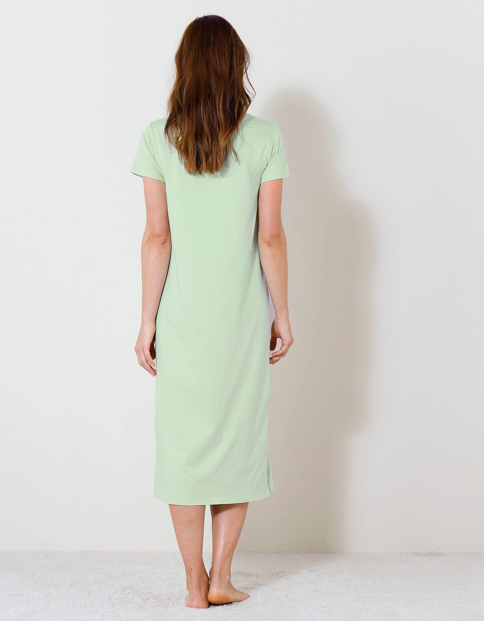 Blancheporte Chemise De Nuit Longue Imprimé "Libellule" 2 Blancheporte Chemise De Nuit Longue Imprimé "Libellule" – Image 2