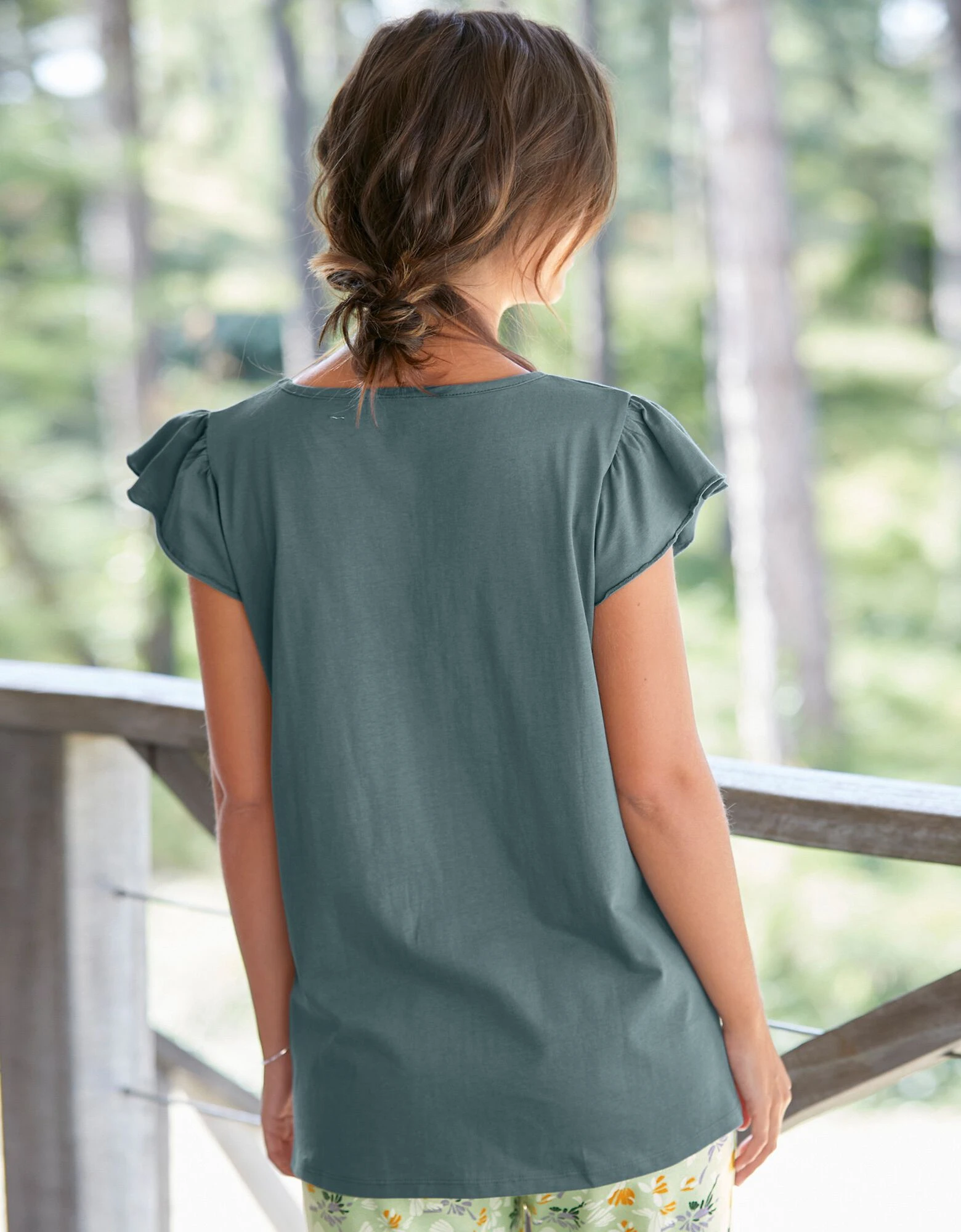 Tee-shirt pyjama manches courtes imprimé placé "pétales de fleurs" Blancheporte Tee-shirt Pyjama Manches Courtes Imprimé Placé "pétales De Fleurs" -Blancheport en ligne