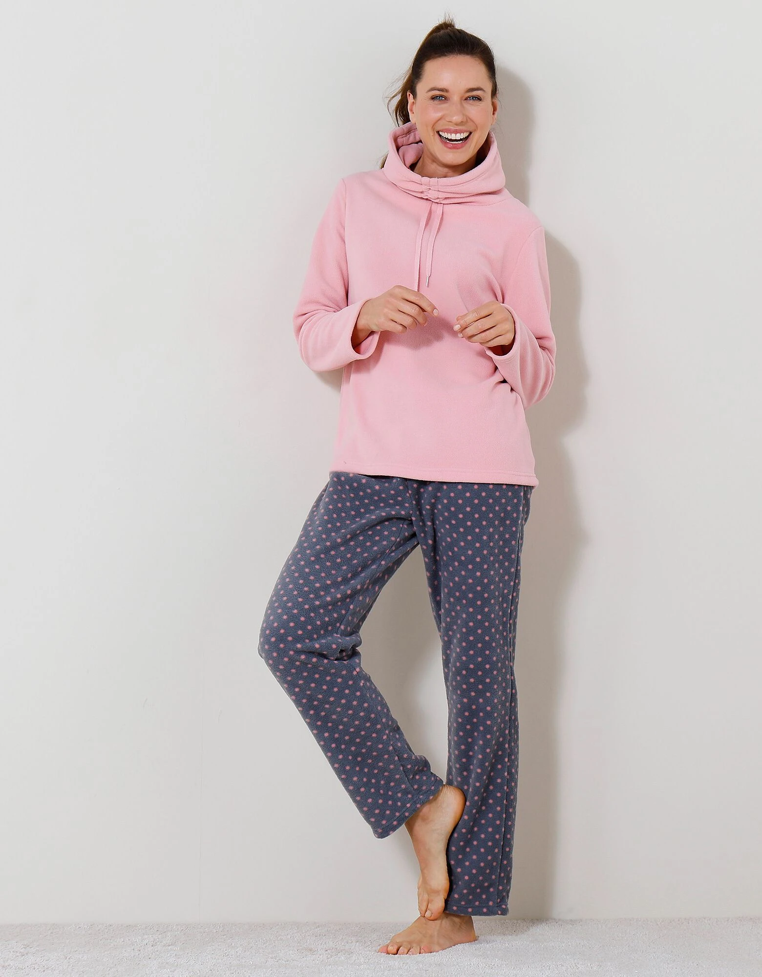 Pyjama pantalon col boule maille polaire Blancheporte Pyjama Pantalon Col Boule Maille Polaire -Blancheport en ligne