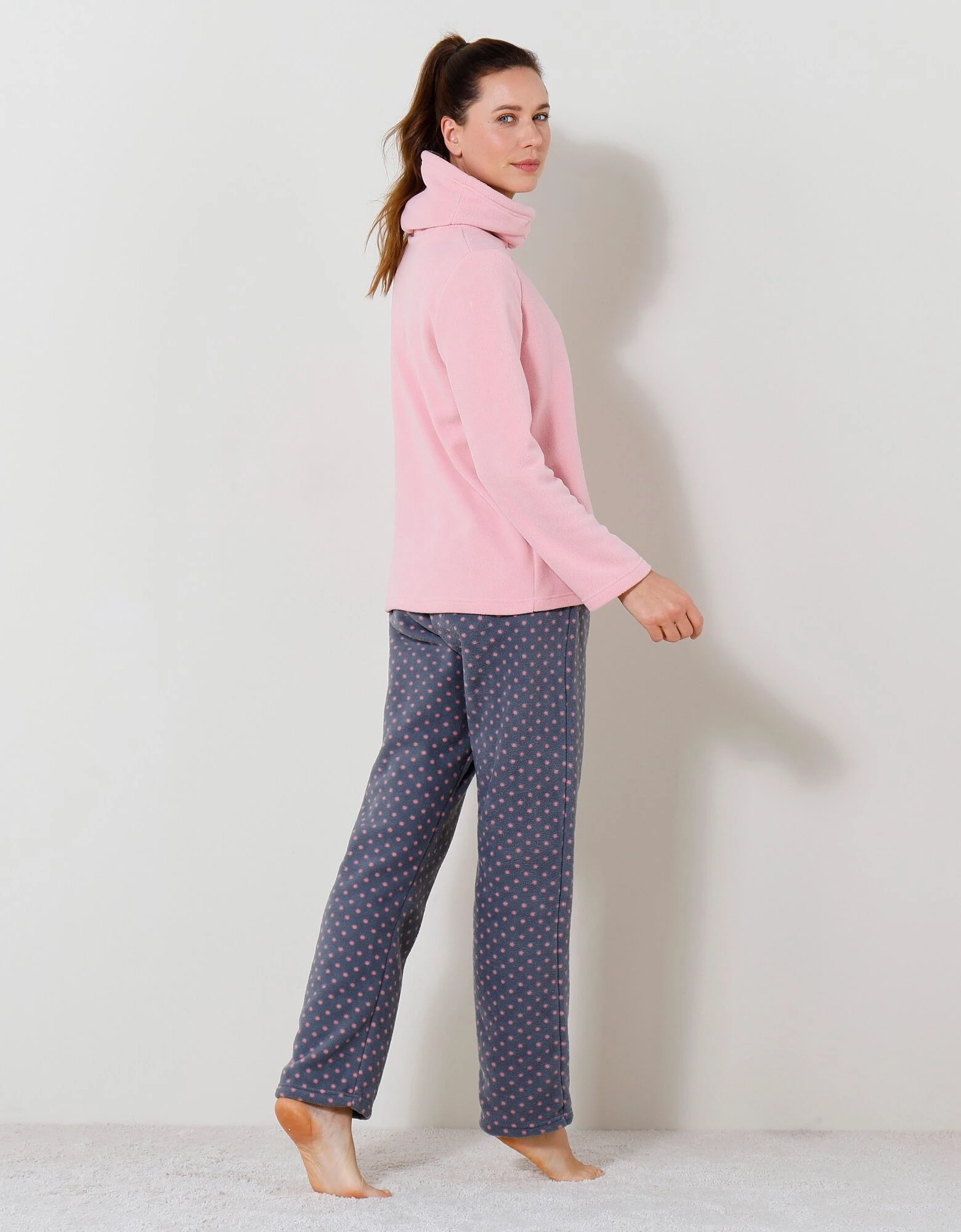Pyjama pantalon col boule maille polaire Blancheporte Pyjama Pantalon Col Boule Maille Polaire -Blancheport en ligne