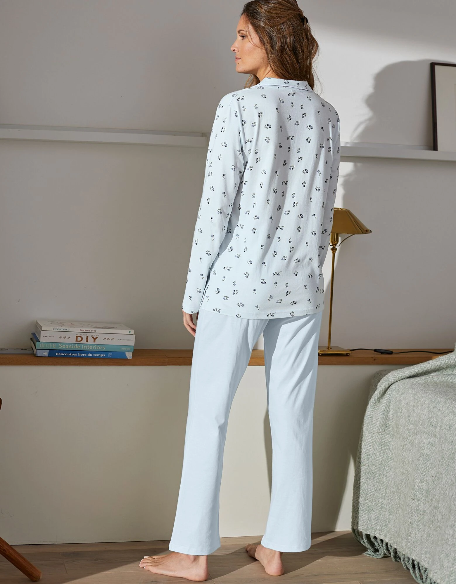 Pyjama imprimé "tulipes" col tailleur manches longues Blancheporte Pyjama Imprimé "tulipes" Col Tailleur Manches Longues -Blancheport en ligne