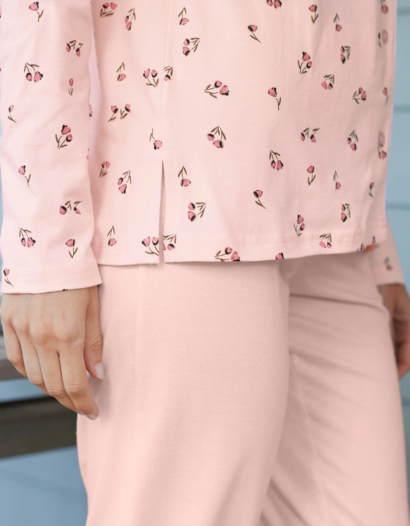 Pyjama imprimé "tulipes" col tailleur manches longues Blancheporte Pyjama Imprimé "tulipes" Col Tailleur Manches Longues -Blancheport en ligne