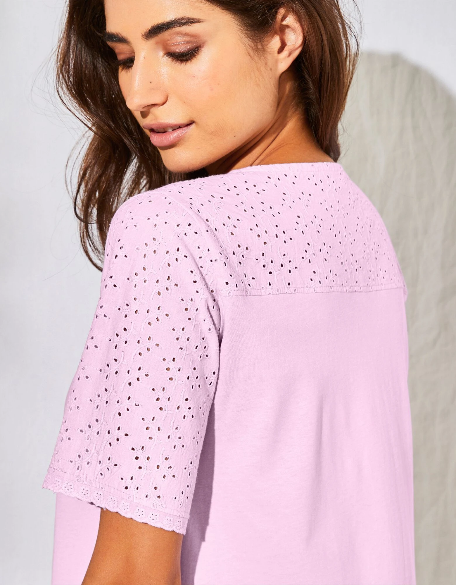 Chemise de nuit longue coton et broderie anglaise Blancheporte Chemise De Nuit Longue Coton Et Broderie Anglaise -Blancheport en ligne