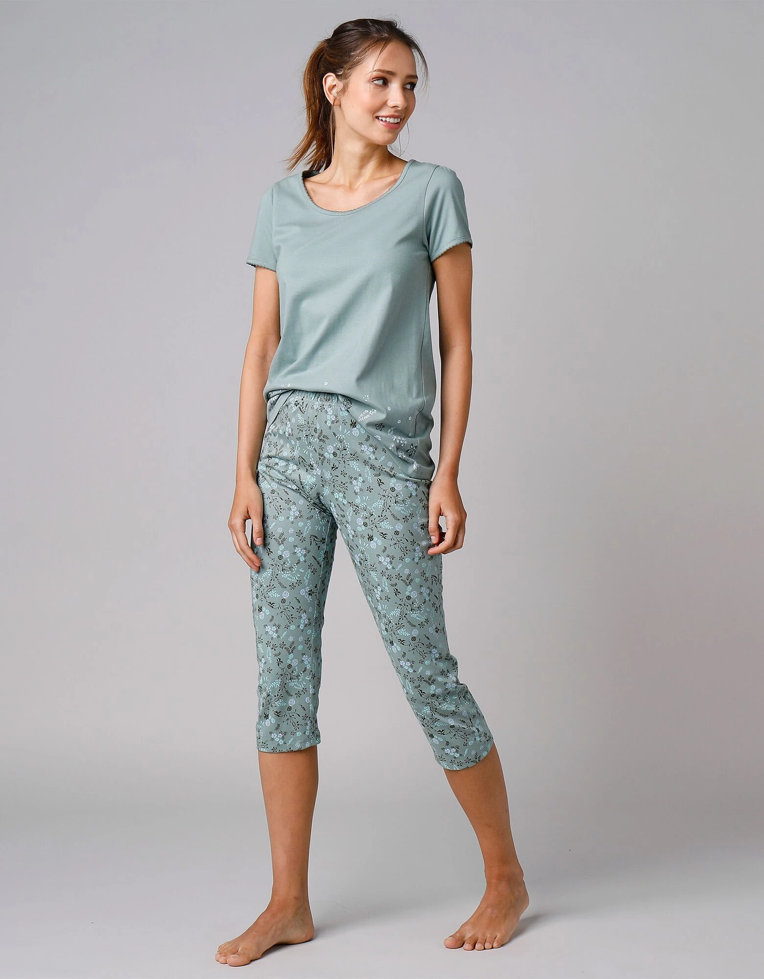 Pantacourt de pyjama imprimé fleurs Blancheporte Pantacourt De Pyjama Imprimé Fleurs -Blancheport en ligne