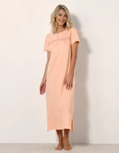 Blancheporte Chemise De Nuit Longue Manches Courtes Unie 3 Blancheporte Chemise De Nuit Longue Manches Courtes Unie -Blancheport en ligne 703822 C03 zoomx vue4