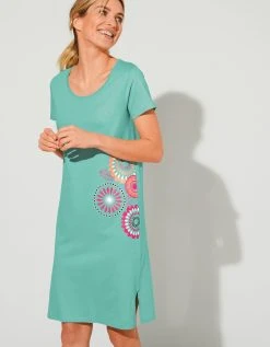 Blancheporte Chemise De Nuit Courte Imprimé Rosaces 2 Blancheporte Chemise De Nuit Courte Imprimé Rosaces -Blancheport en ligne 703924 C02 zoomx vue3