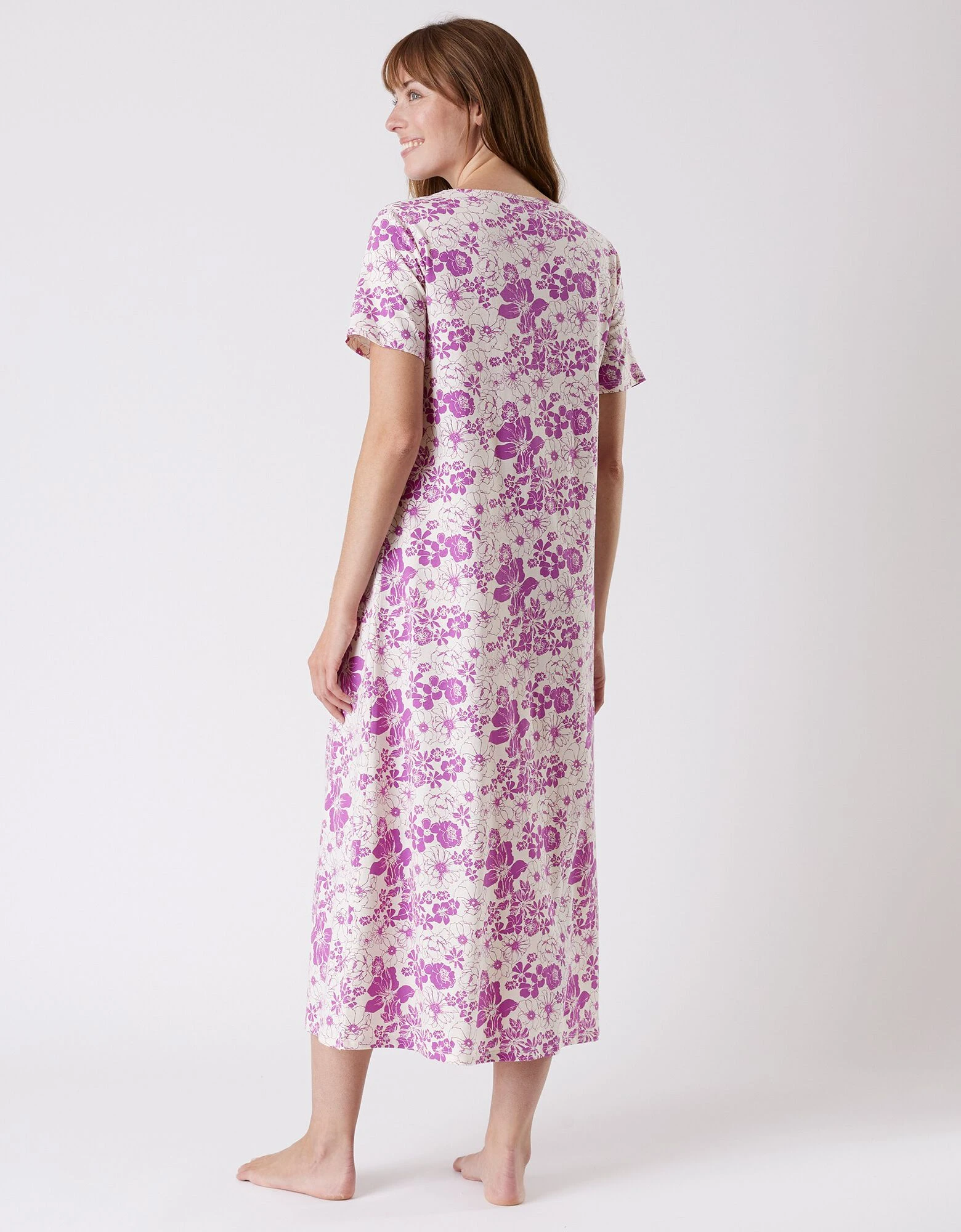 Chemise de nuit longue imprimée fleurie - manches courtes Blancheporte Chemise De Nuit Longue Imprimée Fleurie - Manches Courtes -Blancheport en ligne