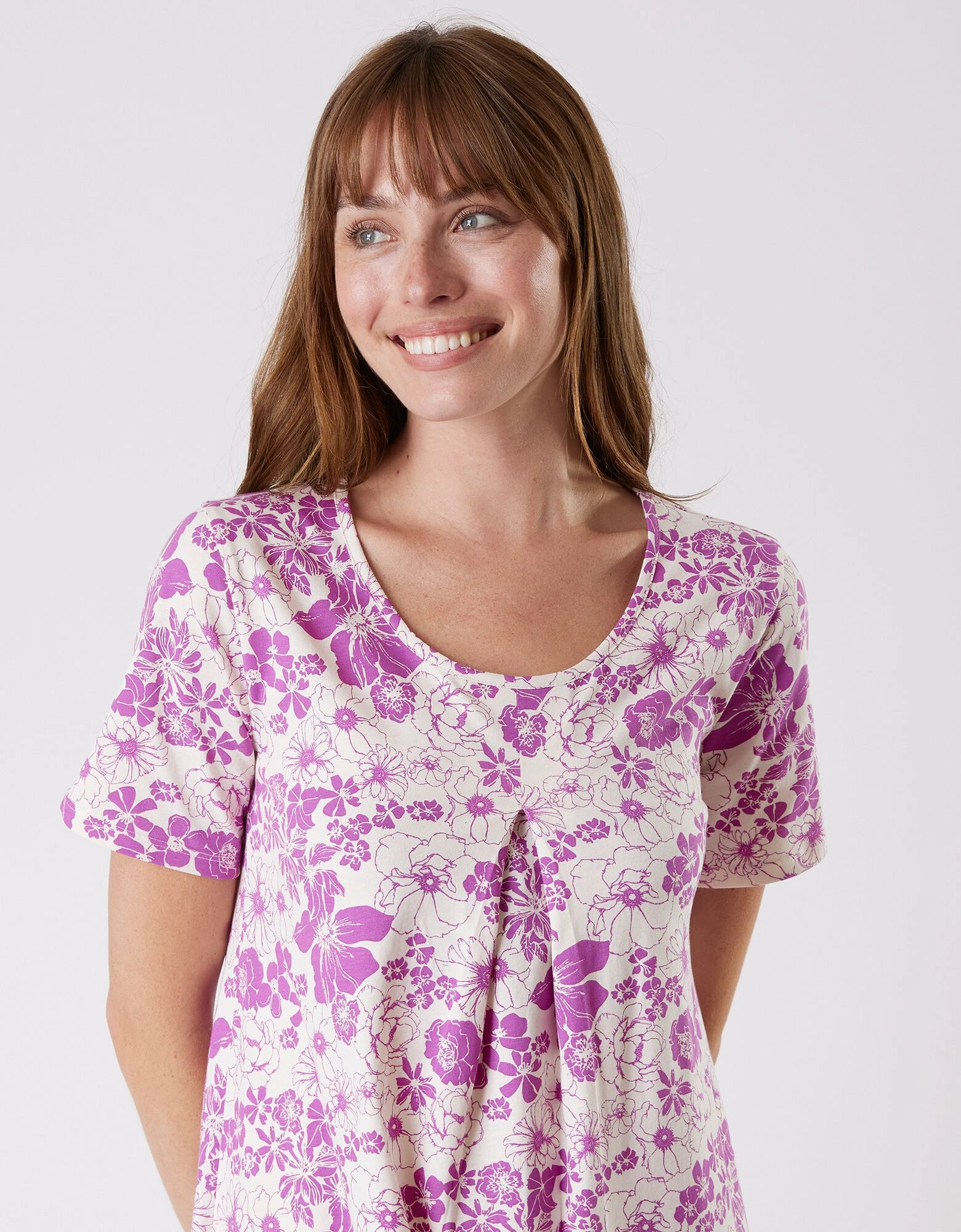 Chemise de nuit longue imprimée fleurie - manches courtes Blancheporte Chemise De Nuit Longue Imprimée Fleurie - Manches Courtes -Blancheport en ligne