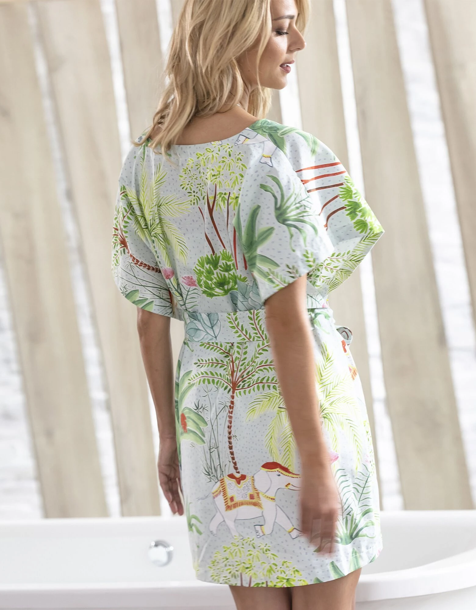 Kimono imprimé manches courtes - collection upcycling Blancheporte Kimono Imprimé Manches Courtes - Collection Upcycling -Blancheport en ligne