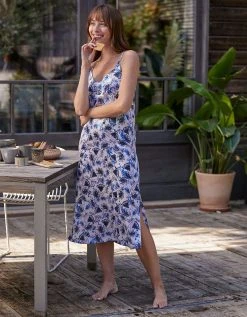 Blancheporte Nuisette Longue Satin Imprimé Bretelles Croisées Dos -Blancheport en ligne 706186 C01 zoomx vue7