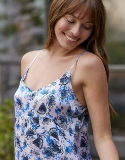 Blancheporte Nuisette Satin Imprimé Fines Bretelles -Blancheport en ligne 706189 C01 zoomx vue3