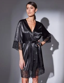 Confidence Lingerie Peignoir Court Satin Et Dentelle