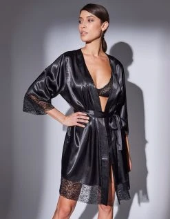 Confidence Lingerie Peignoir Court Satin Et Dentelle -Blancheport en ligne 706196 C01 zoomx vue4