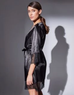 Confidence Lingerie Peignoir Court Satin Et Dentelle -Blancheport en ligne 706196 C01 zoomx vue6